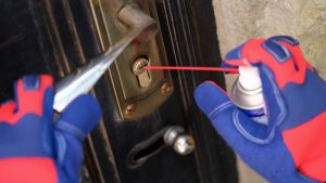 Lubricantes Recomendados para Cerraduras Tradicionales: Cómo Mantener su Funcionamiento Óptimo