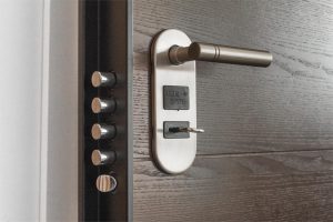 Cómo elegir un bombín para puerta blindada
